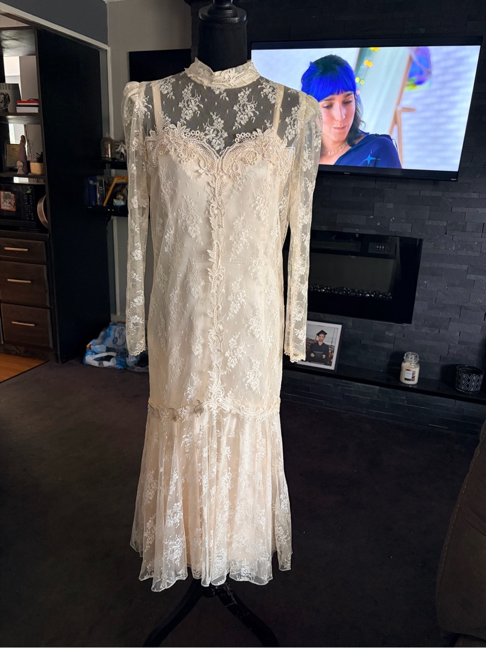 Vintage NWOT PATRA Cream Lace & Satin Gown pearl & Sequin details & GiftBag